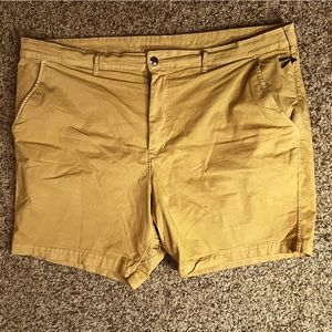 American Eagle Tech Twill Shorts - Size 44